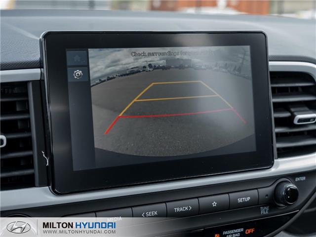 2025 Hyundai Venue Ultimate w/Black Interior (IVT) (Stk: 390505) in Milton - Image 13 of 25
