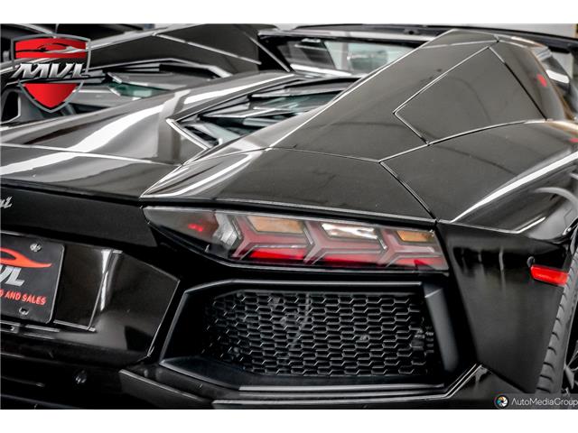 2017 Lamborghini Aventador  Roadster (Stk: ZHWCR1ZD9HLA05734) in Oakville - Image 8 of 35
