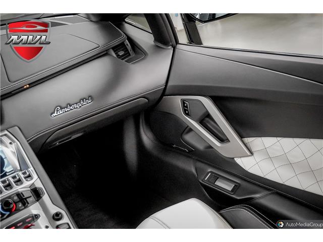 2017 Lamborghini Aventador  Roadster (Stk: ZHWCR1ZD9HLA05734) in Oakville - Image 31 of 35