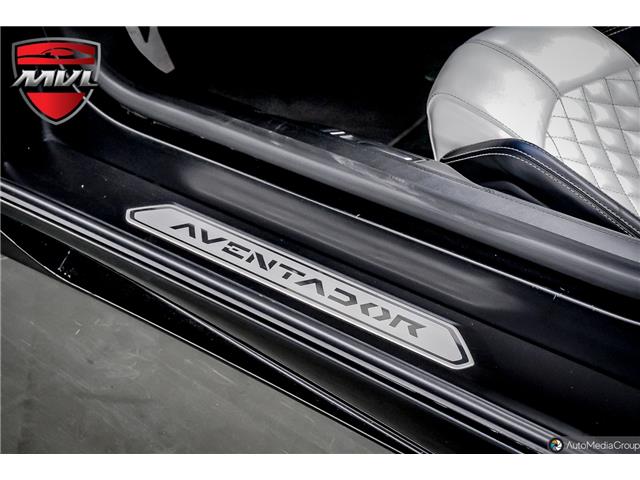 2017 Lamborghini Aventador  Roadster (Stk: ZHWCR1ZD9HLA05734) in Oakville - Image 35 of 35