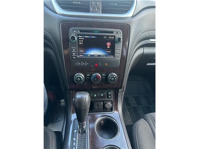 2016 Chevrolet Traverse 1LT in Kingston - Image 6 of 8