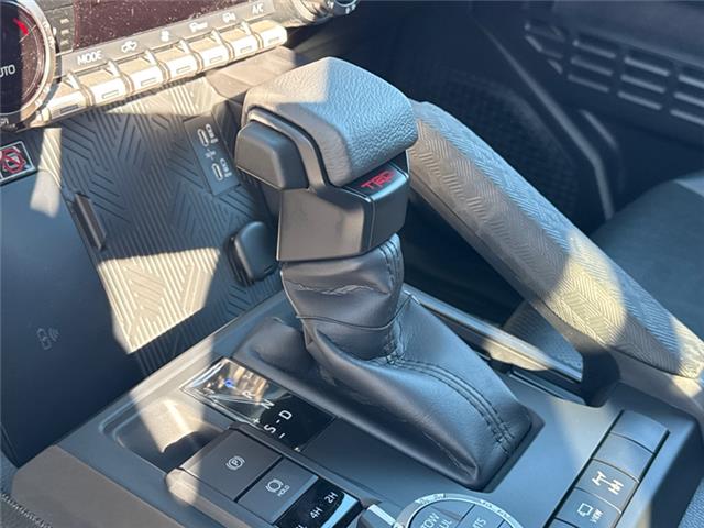 2025 Toyota Tacoma Hybrid Base (Stk: T043487) in Cranbrook - Image 15 of 22