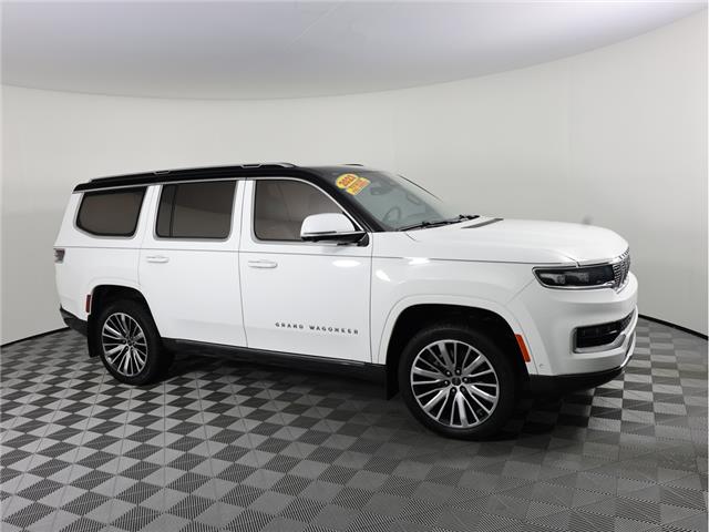 2022 Jeep Grand Wagoneer Series III (Stk: B20279) in Calgary - Image 5 of 26
