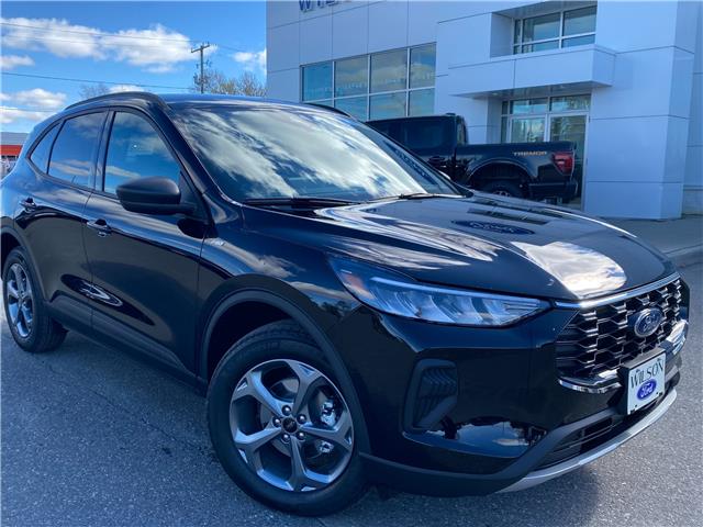 2026 Ford Escape ST-Line (Stk: 2026-05) in New Liskeard - Image 2 of 16