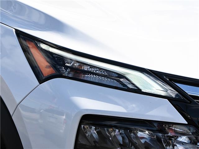 2025 Nissan Rogue SL (Stk: W25025) in Scarborough - Image 2 of 27