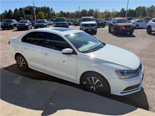 2016 Volkswagen Jetta 1.8 TSI Highline (Stk: 24599) in Pembroke - Image 8 of 26