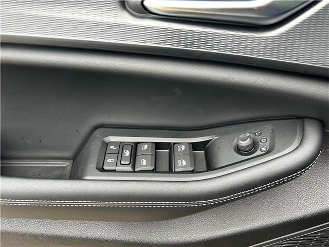 2025 Jeep Grand Cherokee Laredo (Stk: 25123D) in London - Image 22 of 36