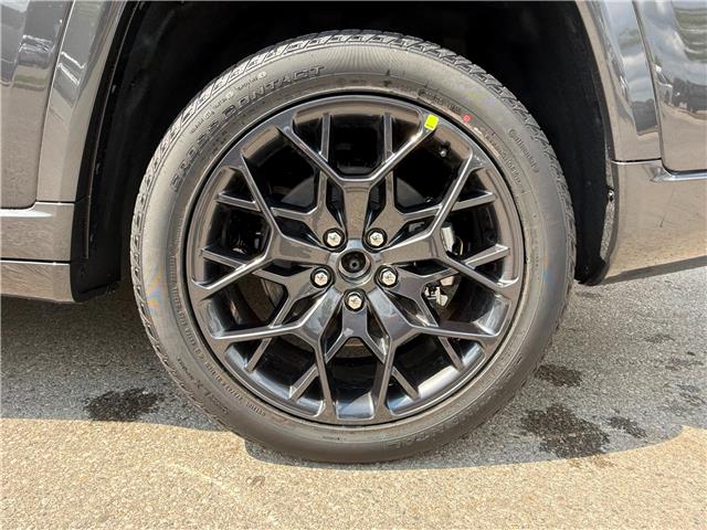 2025 Jeep Grand Cherokee L Summit (Stk: 25482D) in London - Image 25 of 25