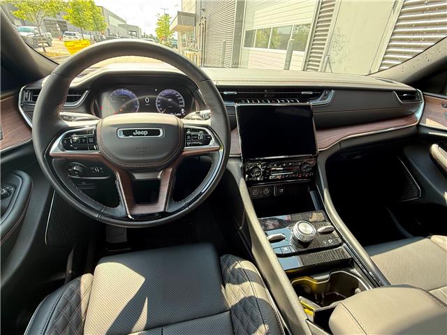2025 Jeep Grand Cherokee L Summit (Stk: 25482D) in London - Image 15 of 25