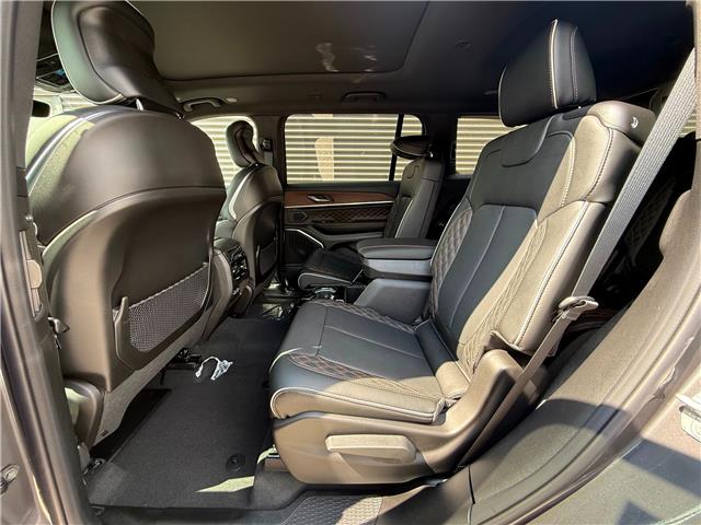 2025 Jeep Grand Cherokee L Summit (Stk: 25482D) in London - Image 9 of 25