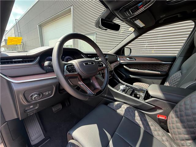 2025 Jeep Grand Cherokee L Summit (Stk: 25482D) in London - Image 8 of 25