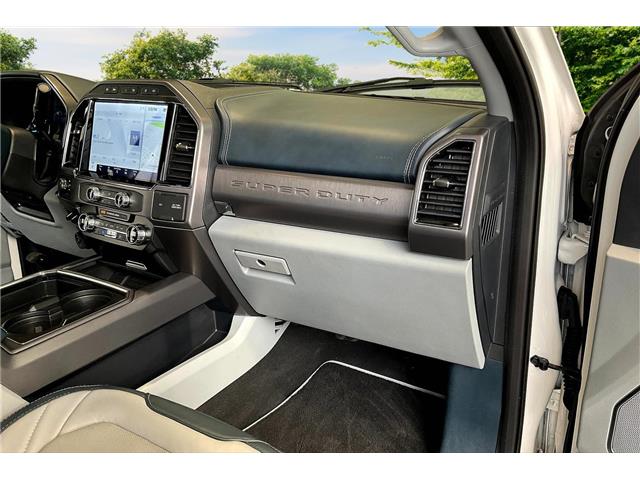 2022 Ford F-350 Limited (Stk: 25F15583A) in Vancouver - Image 17 of 36