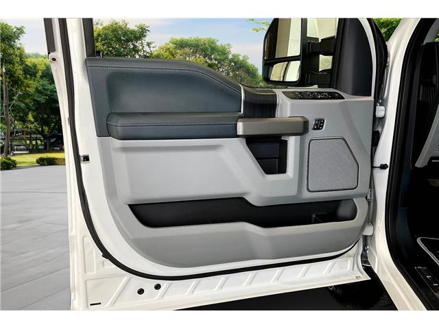 2022 Ford F-350 Limited (Stk: 25F15583A) in Vancouver - Image 24 of 36