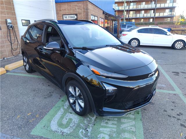 2022 Chevrolet Bolt EUV LT (Stk: R-22CHBBLA2664) in Calgary - Image 7 of 16