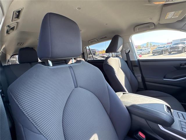 2023 Toyota Highlander LE (Stk: S502323K) in Cranbrook - Image 9 of 18