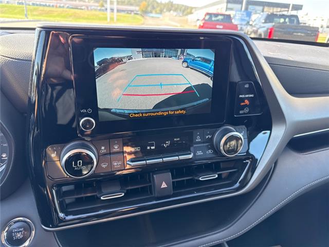 2023 Toyota Highlander LE (Stk: S502323K) in Cranbrook - Image 14 of 18
