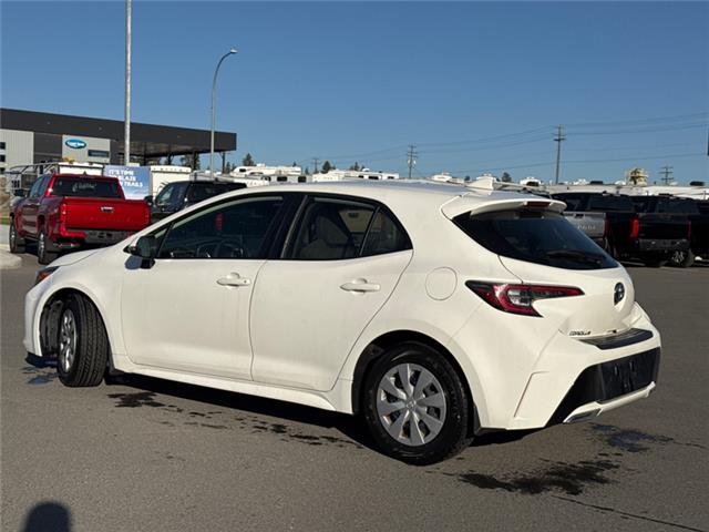 2022 Toyota Corolla Hatchback Base (Stk: 3155236K) in Cranbrook - Image 3 of 17