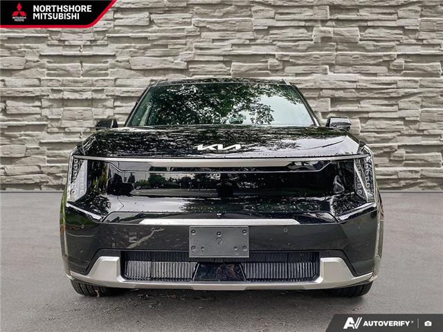 2025 Kia EV9 Land (Stk: Z059131) in North Vancouver - Image 2 of 23