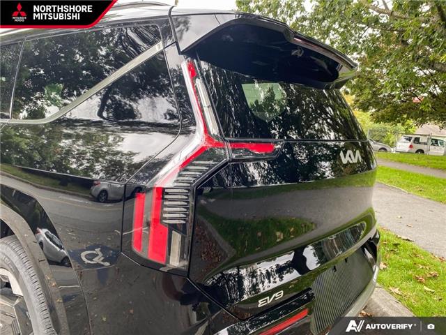 2025 Kia EV9 Land (Stk: Z059131) in North Vancouver - Image 9 of 23