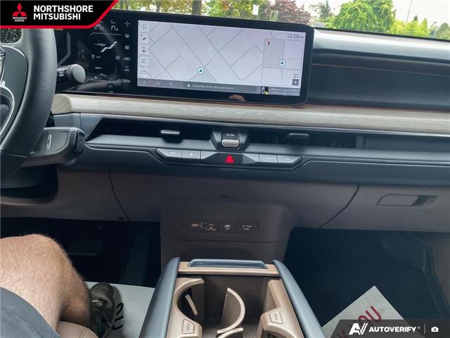 2025 Kia EV9 Land (Stk: Z059131) in North Vancouver - Image 17 of 23