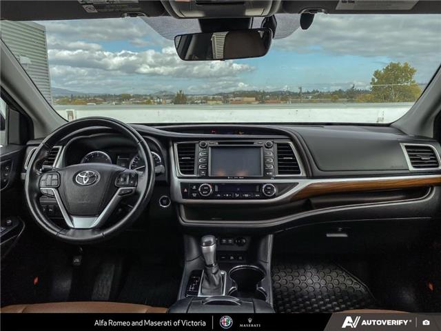 2017 Toyota Highlander Limited (Stk: 911470) in Victoria - Image 22 of 23