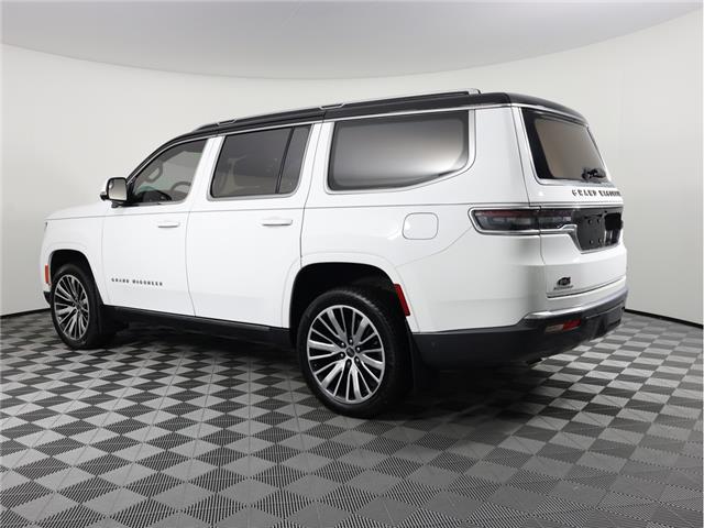 2022 Jeep Grand Wagoneer Series III (Stk: B20279) in Calgary - Image 8 of 26