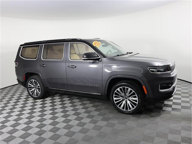 2023 Jeep Grand Wagoneer Series III (Stk: B20318) in Calgary - Image 5 of 28