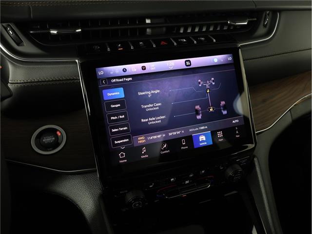 2025 Jeep Grand Cherokee Summit (Stk: 25J228) in Calgary - Image 16 of 20