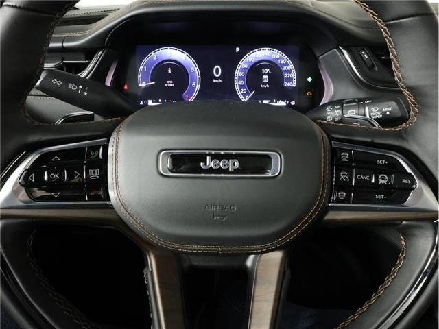 2025 Jeep Grand Cherokee Summit (Stk: 25J228) in Calgary - Image 17 of 20
