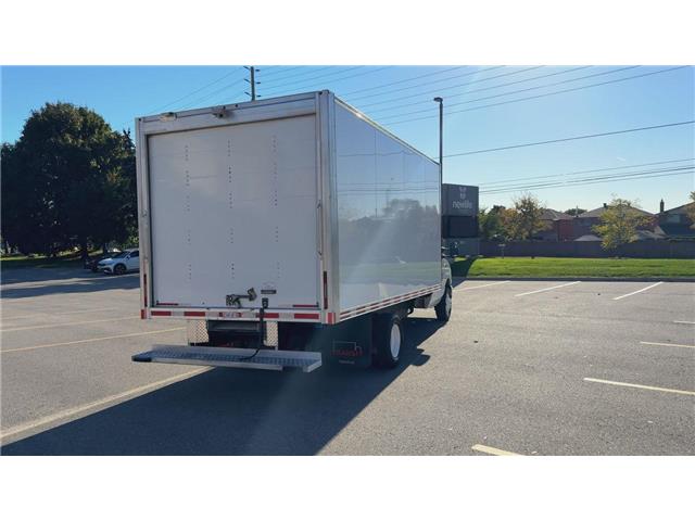 2023 Ford E-450 Cutaway  (Stk: ATNP8344) in Vaughan - Image 3 of 33