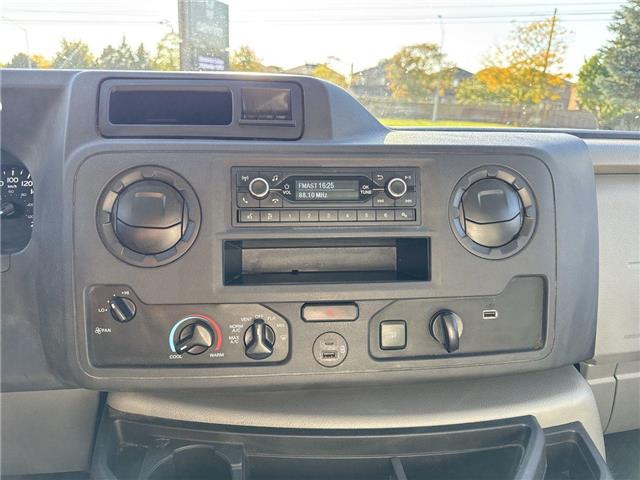 2023 Ford E-450 Cutaway  (Stk: ATNP8344) in Vaughan - Image 16 of 33