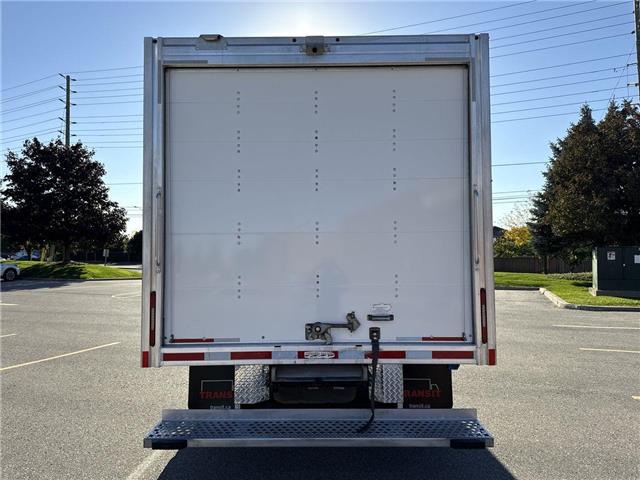 2023 Ford E-450 Cutaway  (Stk: ATNP8344) in Vaughan - Image 29 of 33