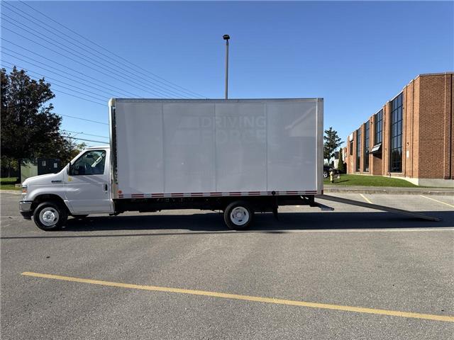 2023 Ford E-450 Cutaway  (Stk: ATNP8344) in Vaughan - Image 31 of 33