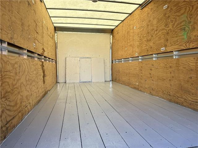 2023 Ford E-450 Cutaway  (Stk: ATNP8344) in Vaughan - Image 32 of 33