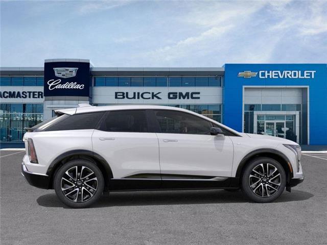 2025 Cadillac OPTIQ Sport (Stk: 250411) in London - Image 5 of 24