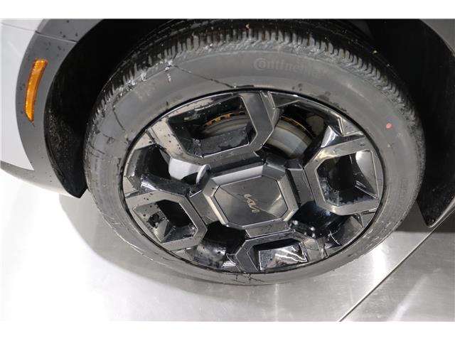 2025 Kia Sorento 2.5T X-Line (Stk: 26679) in Edmonton - Image 9 of 25