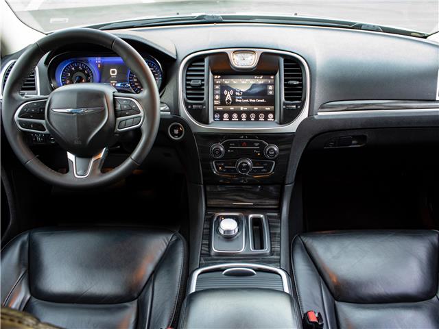 2022 Chrysler 300 Touring L (Stk: PL0755) in Windsor - Image 17 of 26