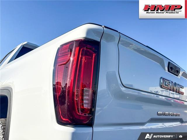 2025 GMC Sierra 1500 AT4 (Stk: 102230) in Exeter - Image 10 of 28