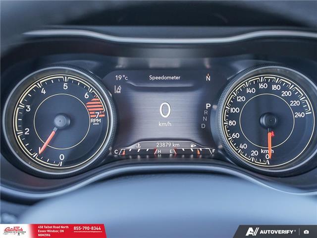2023 Jeep Cherokee Altitude (Stk: 62530) in Essex-Windsor - Image 18 of 31