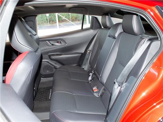 2026 Toyota Prius Plug-In Hybrid XSE (Stk: 26390) in Kingston - Image 14 of 15