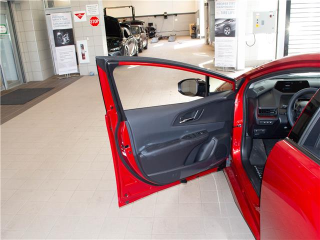 2026 Toyota Prius Plug-In Hybrid XSE (Stk: 26390) in Kingston - Image 10 of 15