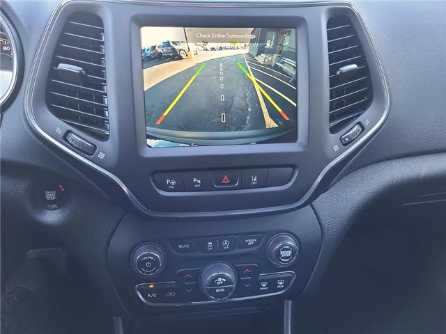 2023 Jeep Cherokee Altitude (Stk: 47160) in Windsor - Image 14 of 20