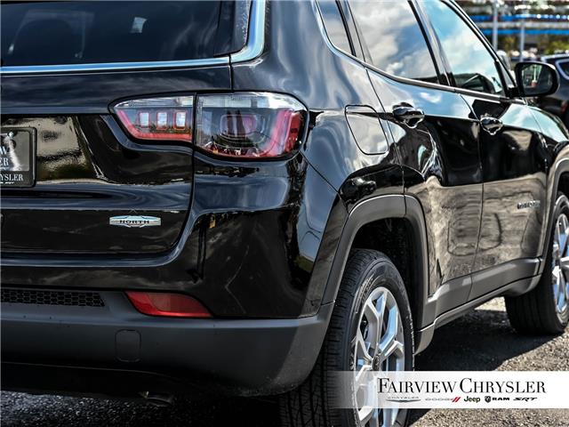 2026 Jeep Compass North (Stk: TT2458) in Burlington - Image 11 of 32