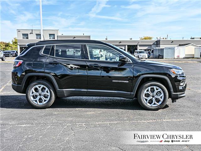 2026 Jeep Compass North (Stk: TT2458) in Burlington - Image 12 of 32