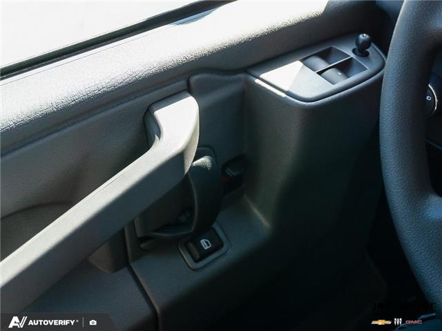 2025 GMC Savana 2500 Work Van (Stk: 2407-25) in New Hamburg - Image 12 of 27