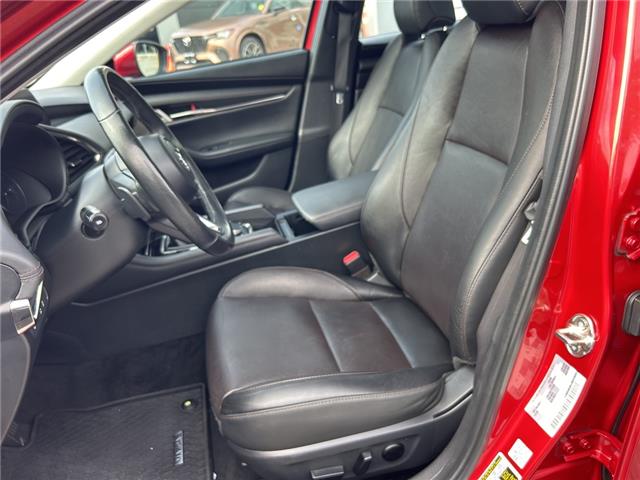 2020 Mazda Mazda3 GT (Stk: 731285J) in Surrey - Image 12 of 15