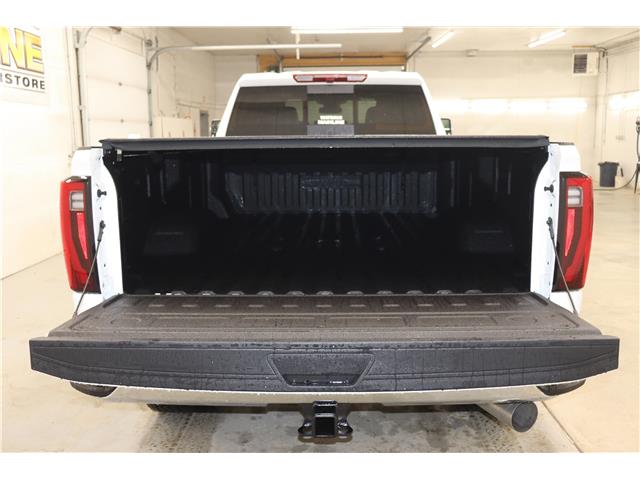 2026 GMC Sierra 3500HD SLT (Stk: T3121) in Watrous - Image 8 of 45