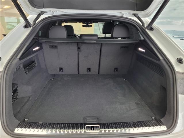 2025 Audi Q8 55 Progressiv (Stk: 183964) in Oakville - Image 7 of 11