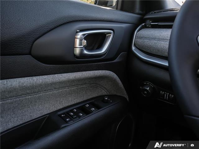 2026 Jeep Compass North (Stk: T3001) in Hamilton - Image 17 of 26