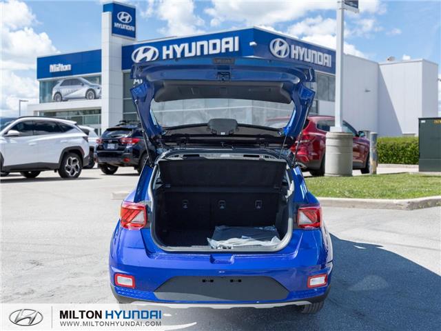 2026 Hyundai Venue Preferred w/Two-Tone (Stk: 423723) in Milton - Image 7 of 24
